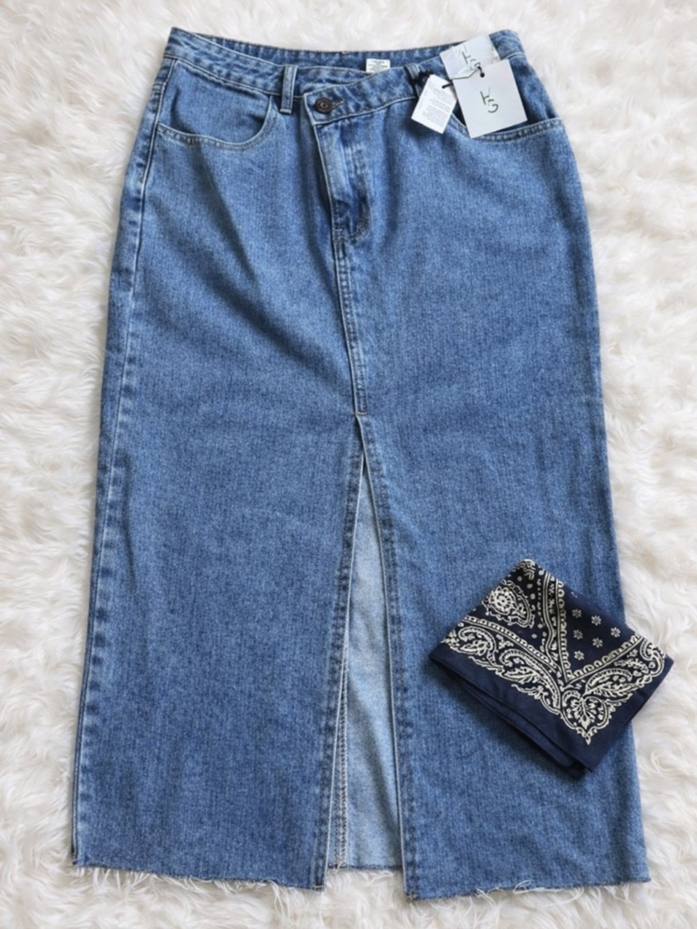 HAPPILY GREY Denim Front Slit Midi Skirt Raw Hem Asymmetrical Waistband 7/27 - Picture 2 of 11